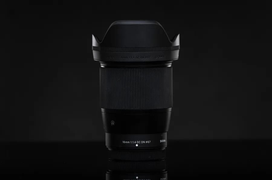 Sigma 16mm f/1.4 DC DN Contemporary